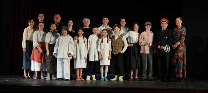 VLAK U SNIJEGU / Gradsko amatersko kazalište Županja  / subota / 7. listopada 2023. / 16.00 sati