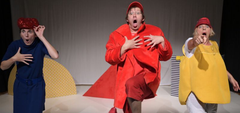 OVO SAM JA / nagrađivana predstava za djecu teatra Poco Loco u kojoj se tri čovječuljka igraju da su lisica, patka i žirafa / Kazališna tribina za djecu i mlade “Cukorek” / subota / 4. studenoga 2023. / 16.00 sati